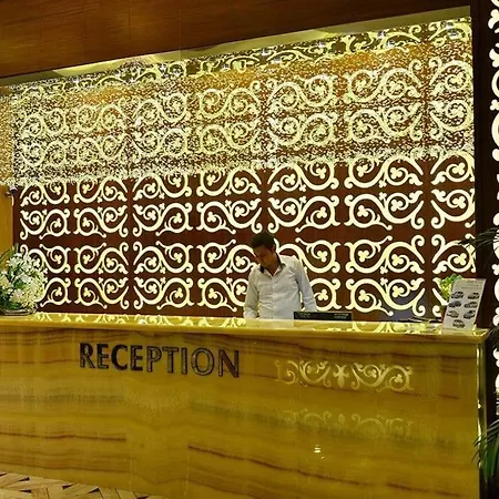 Azura Park Apartment