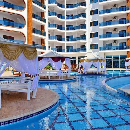 Azura Park Apartment *